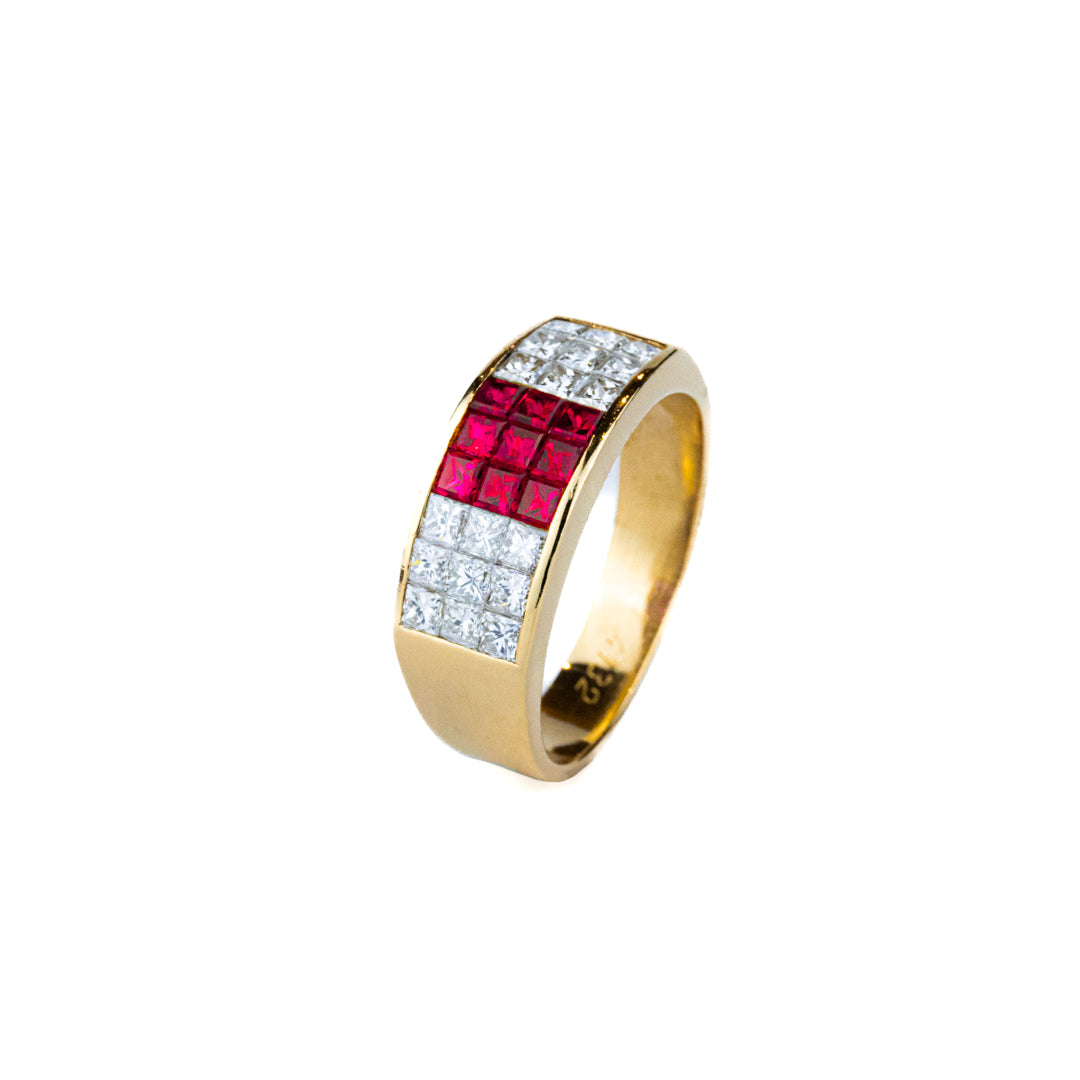 Bague or jaune rubis et diamants