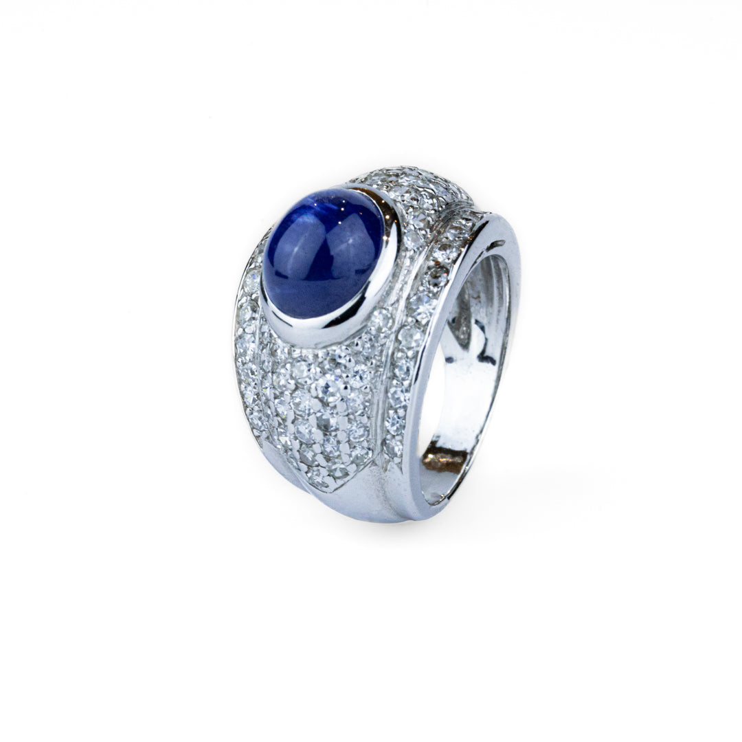 Bague en or, saphir cabochon